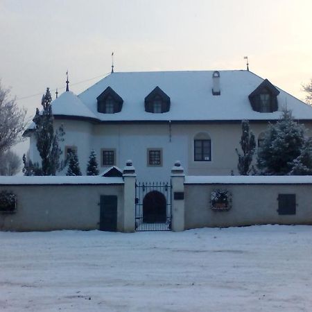 Castle Kastiel Kotesova Lejlighed Eksteriør billede