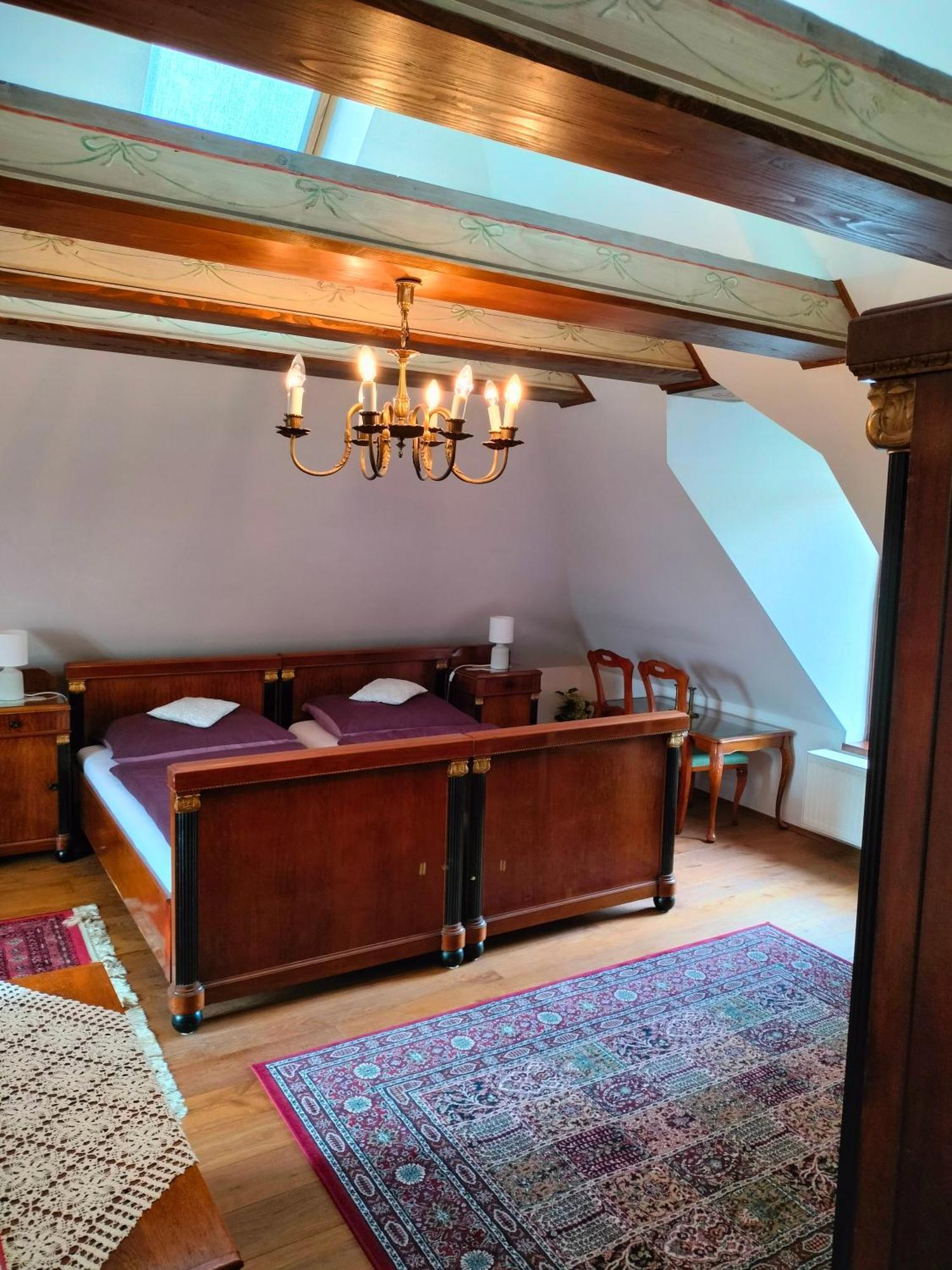 Castle Kastiel Kotesova Lejlighed Eksteriør billede