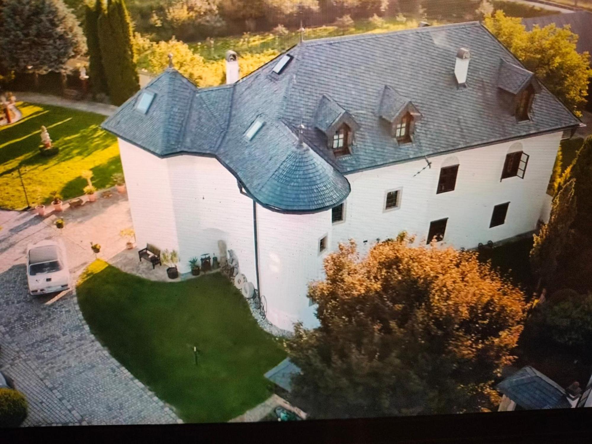 Castle Kastiel Kotesova Lejlighed Eksteriør billede